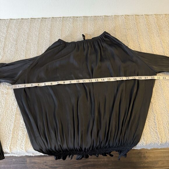 Reset By Jane Cold Shoulder Long Sleeve Black Top Smocked Women’s Large - Picture 7 of 10